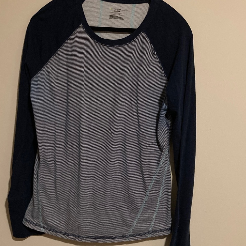 Tek Gear Navy and Gray Long Sleeve Tee